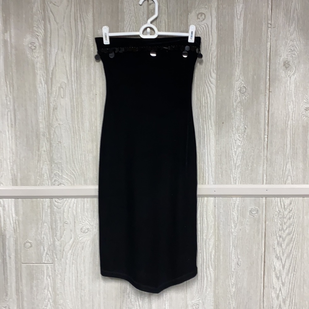 Black Velvet Stretch Stapless Dress by Mng Mango XS EUC